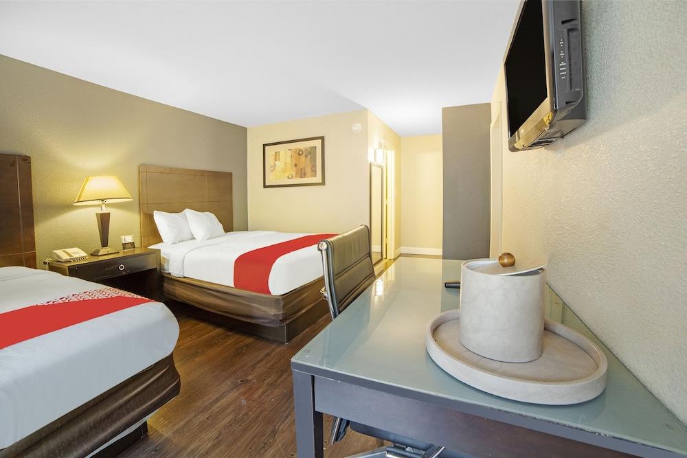 Econo Lodge Inn And Suites Dentsville Екстериор снимка